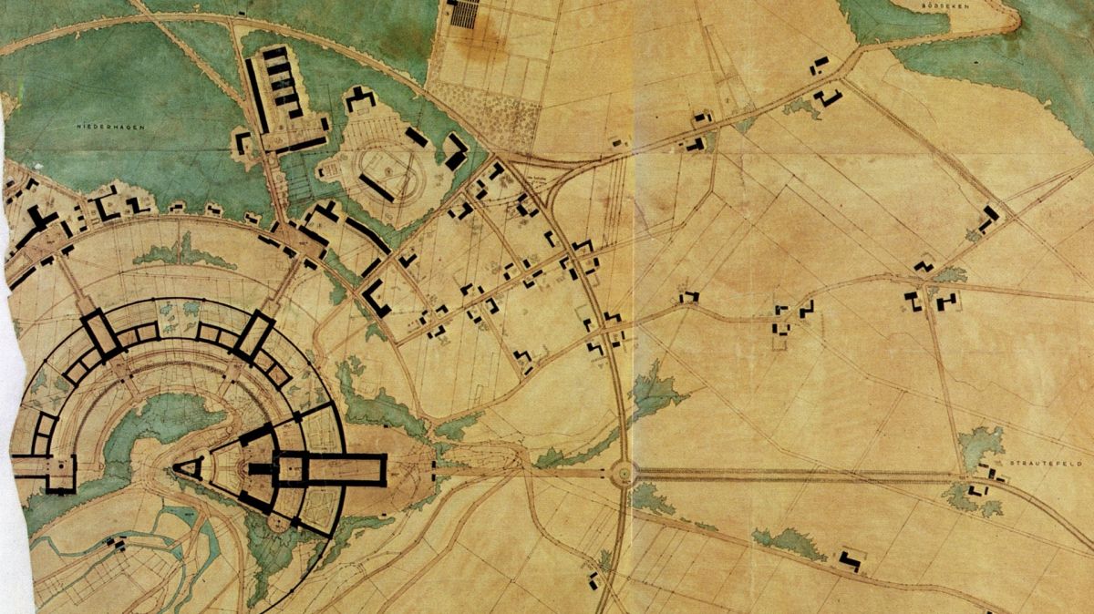 Development plan of the SS castle and Wewelsburg settlement with registered tracts of land in the village, 1944