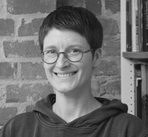 Dr. Julia Hallenkamp-Lumpe