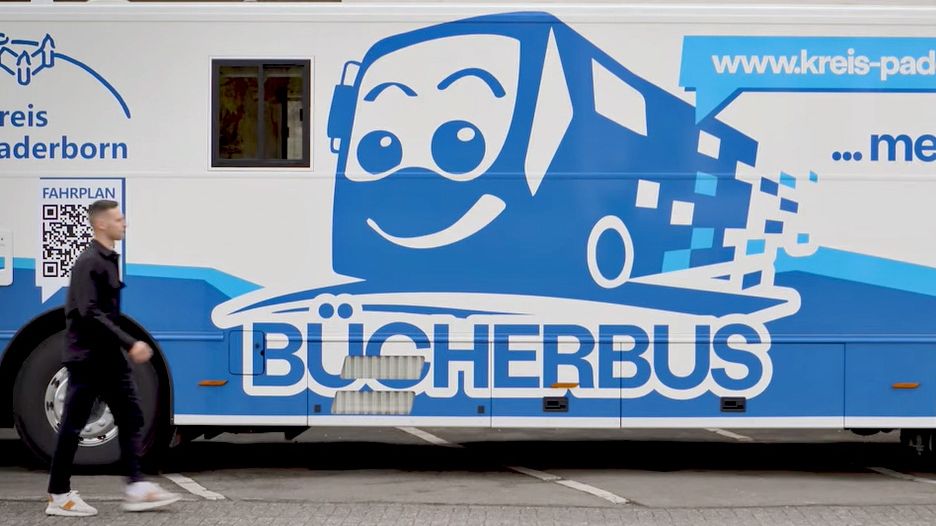 Unsere Kollegen vom Bücherbus hatten tatkräftige Unterstützung